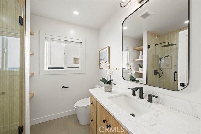 Detail Gallery Image 17 of 33 For 9441 Iolani Cir, Huntington Beach,  CA 92646 - 4 Beds | 2 Baths