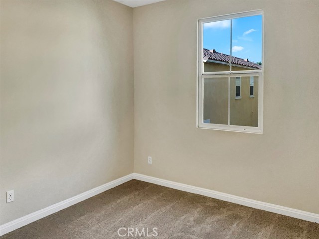 Detail Gallery Image 16 of 31 For 277 Bloomington Ave #132,  Rialto,  CA 92376 - 5 Beds | 3/1 Baths