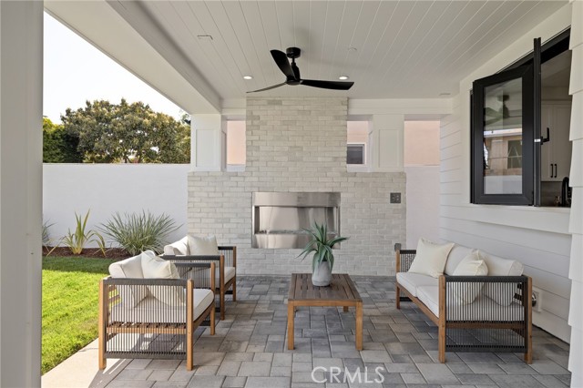 Detail Gallery Image 42 of 75 For 1820 9th St, Manhattan Beach,  CA 90266 - 6 Beds | 6/1 Baths