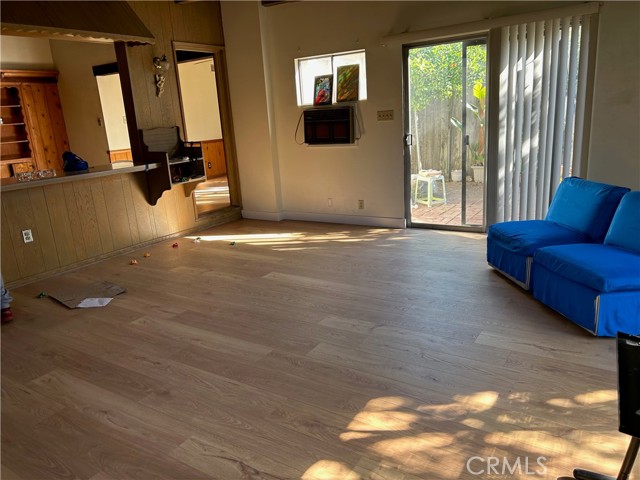 Detail Gallery Image 27 of 27 For 6947 Murietta Ave, Van Nuys,  CA 91405 - 2 Beds | 2 Baths