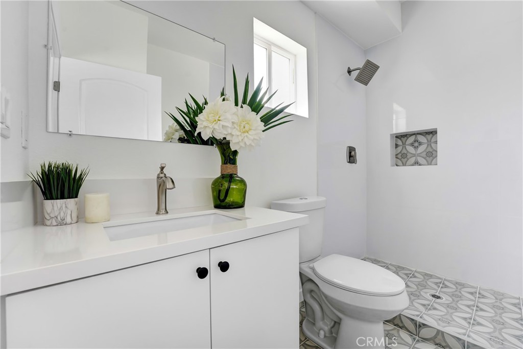 MLS #SR25235899 image #2