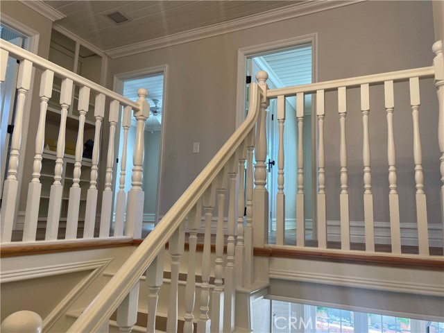 22191 Apache Drive, Lake Forest CA: https://media.crmls.org/medias/c016478c-b7d4-4c88-b71b-57b51ce62ad5.jpg