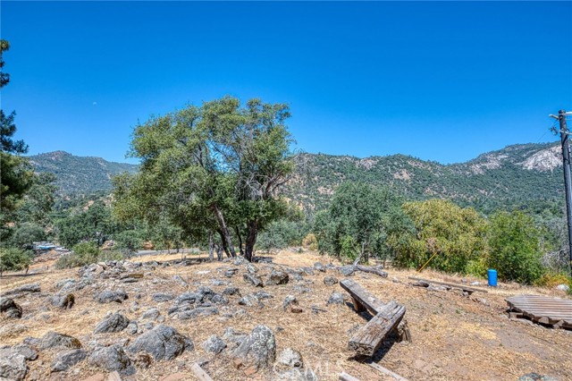 28944 Tollhouse Road, Tollhouse CA: https://media.crmls.org/medias/c0168d34-1960-45dc-901d-13d6868711f5.jpg