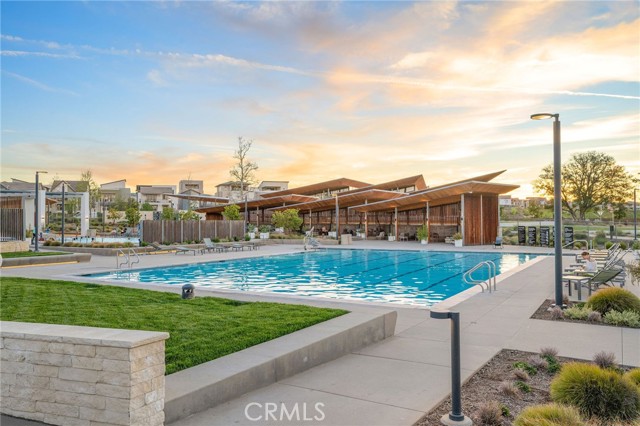 Detail Gallery Image 34 of 38 For 27225 Cranmore #101,  Valencia,  CA 91381 - 3 Beds | 3/1 Baths