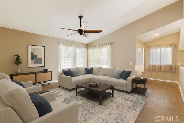 Detail Gallery Image 4 of 34 For 1715 Lake Way, Lancaster,  CA 93534 - 5 Beds | 3 Baths