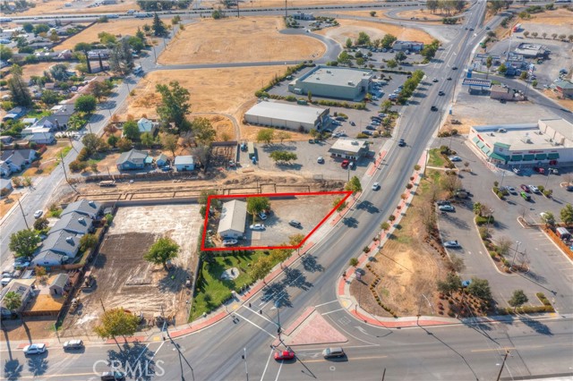 Detail Gallery Image 8 of 25 For 819 Newville Rd, Orland,  CA 95963 - 3 Beds | 2 Baths