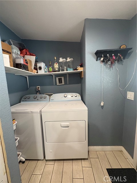 Detail Gallery Image 21 of 24 For 3825 Crestmore Rd #414,  Riverside,  CA 92509 - 3 Beds | 2 Baths