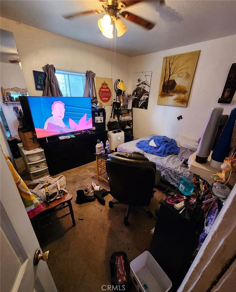https://media.crmls.org/medias/c0188dfd-807b-41b3-8991-d1f3fb1bf8c5.jpg?preset=X-Large