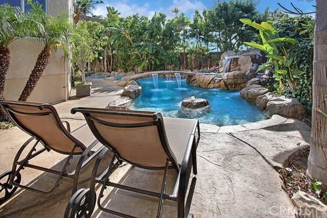 2301 Irvine, Newport Beach CA: https://media.crmls.org/medias/c01a6894-6ed1-4782-b05a-a99827ab407e.jpg
