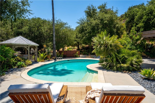 Detail Gallery Image 22 of 33 For 24537 Dry Canyon Cold Creek Rd, Calabasas,  CA 91302 - 4 Beds | 3 Baths