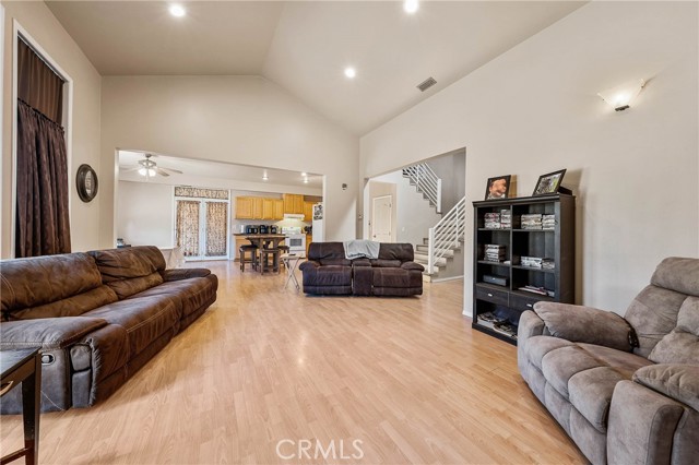 Detail Gallery Image 17 of 56 For 2920 Meadow Creek Rd, Clearlake Oaks,  CA 95423 - 3 Beds | 2/1 Baths