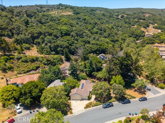 1989 Royal, San Luis Obispo CA: https://media.crmls.org/medias/c01bff61-f382-4a5a-9a07-d1a9872a1e61.jpg