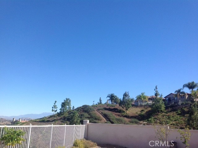 31 Via Scenica, Lake Elsinore CA: https://media.crmls.org/medias/c01c7f03-8fe4-4be4-b09b-504f53d773d1.jpg