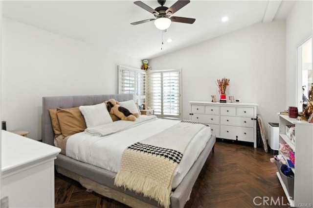 Detail Gallery Image 5 of 22 For 24425 Woolsey Canyon Road #132,  Canoga Park,  CA 91304 - 3 Beds | 2 Baths