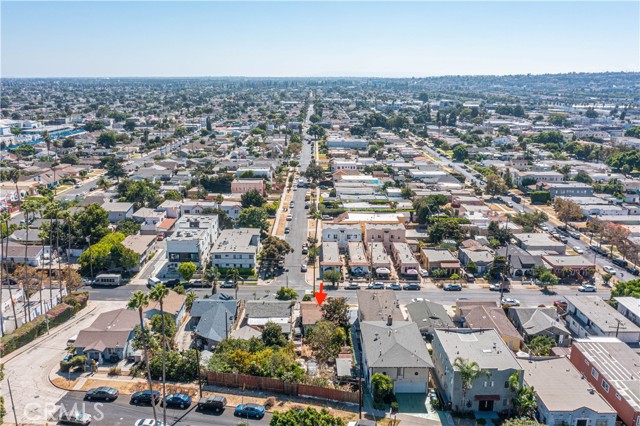 Detail Gallery Image 35 of 39 For 3833 Montclair St, Los Angeles,  CA 90018 - 3 Beds | 2 Baths