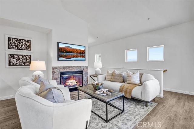 Detail Gallery Image 5 of 26 For 91 Tierra Plano, Rancho Santa Margarita,  CA 92688 - 2 Beds | 2 Baths