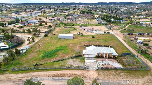 Detail Gallery Image 9 of 67 For 5635 Hollister, Phelan,  CA 92371 - 4 Beds | 3 Baths