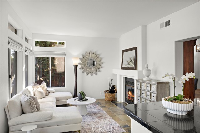 28 Mykonos, Laguna Niguel CA: https://media.crmls.org/medias/c01e87fb-cdd4-44a2-b276-80e093f845b8.jpg