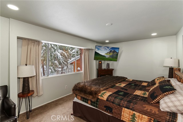 Detail Gallery Image 31 of 50 For 764 Crestwood, Big Bear Lake,  CA 92315 - 2 Beds | 2 Baths