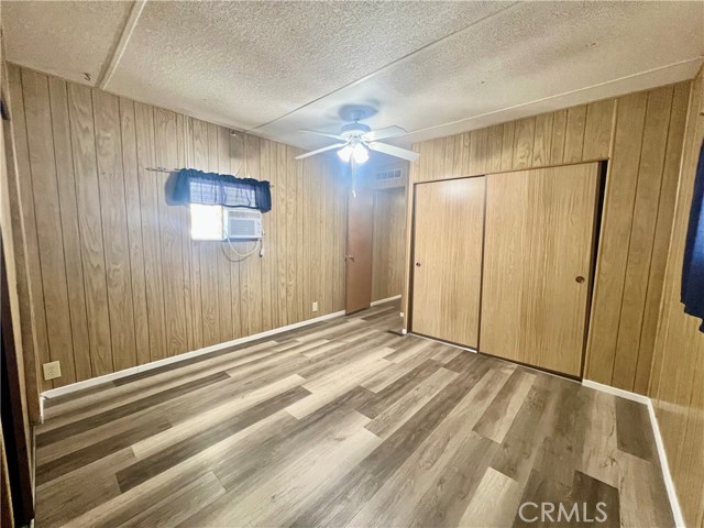 880 N Lake Street, Hemet CA: https://media.crmls.org/medias/c01f0d2f-165b-4401-9ac5-24ffb1983e6e.jpg