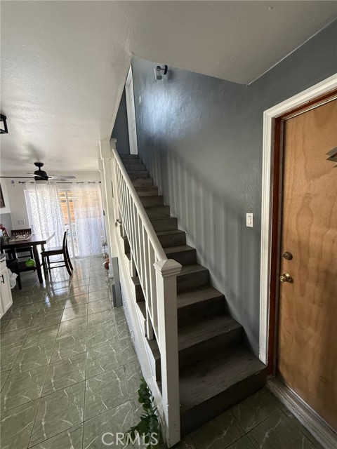 413 W 109th Place, Los Angeles CA: https://media.crmls.org/medias/c01f5d35-99ca-470e-b468-5d5c2ecc25be.jpg