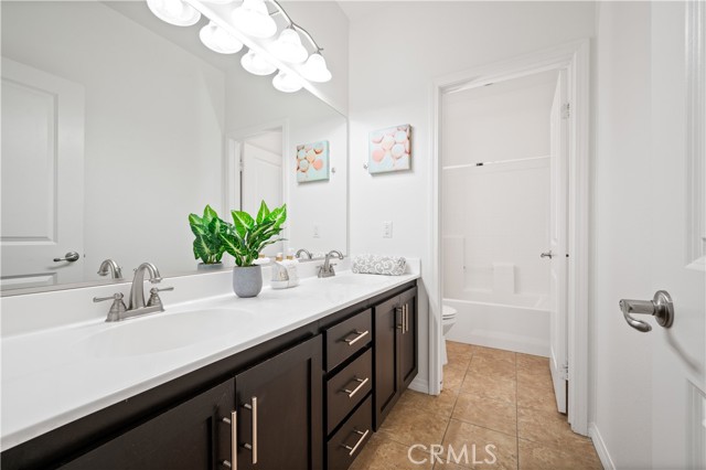 Detail Gallery Image 20 of 37 For 2890 S via Belamaria, Ontario,  CA 91762 - 4 Beds | 2/1 Baths