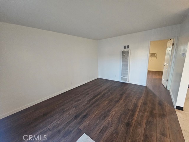 2309 E Garvey N Avenue, West Covina CA: https://media.crmls.org/medias/c01f8a70-36ac-410b-a430-0ccb40d83cc1.jpg