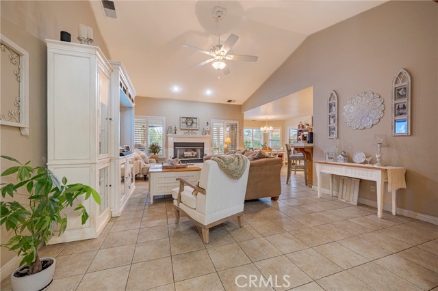 Detail Gallery Image 15 of 63 For 726 Nighthawk, Merced,  CA 95340 - 4 Beds | 3 Baths