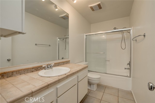 Detail Gallery Image 24 of 44 For 8400 De Longpre Ave #205,  West Hollywood,  CA 90069 - 2 Beds | 2 Baths