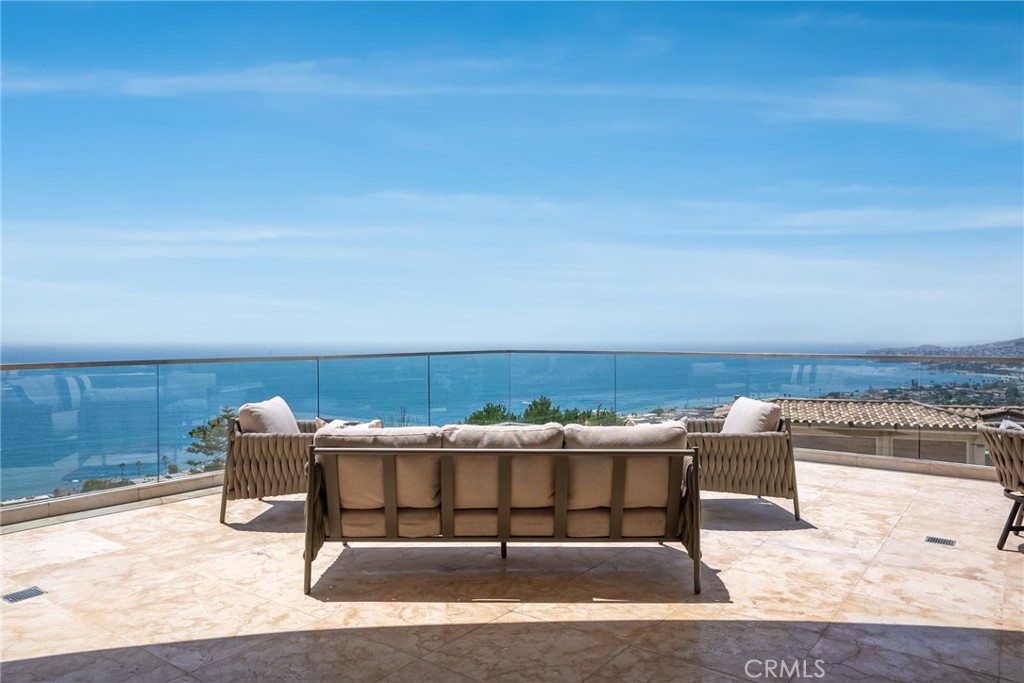 C020b4b5 202f 4195 A080 6b4690abe9b4