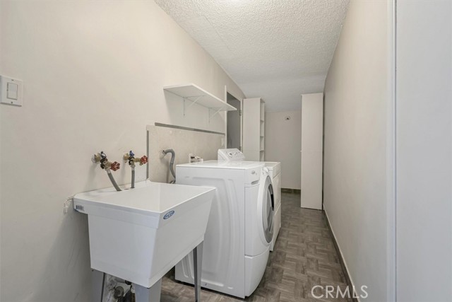 18500 Celtic Street, Porter Ranch CA: https://media.crmls.org/medias/c020cbac-7452-412f-8137-599fc7d3558d.jpg