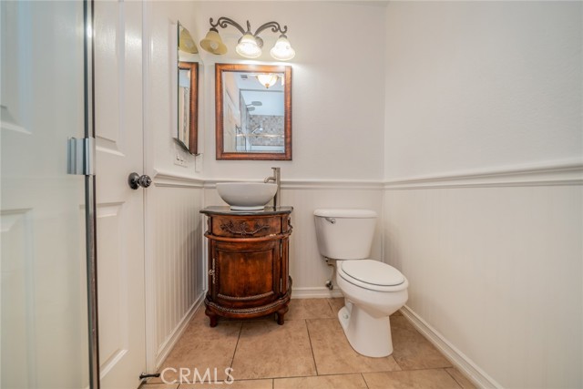 Detail Gallery Image 12 of 61 For 13621 Dellwood Ave, Victorville,  CA 92392 - 6 Beds | 3 Baths