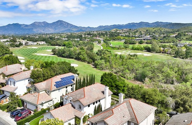 Front Image Thumbnail for CROC26052388