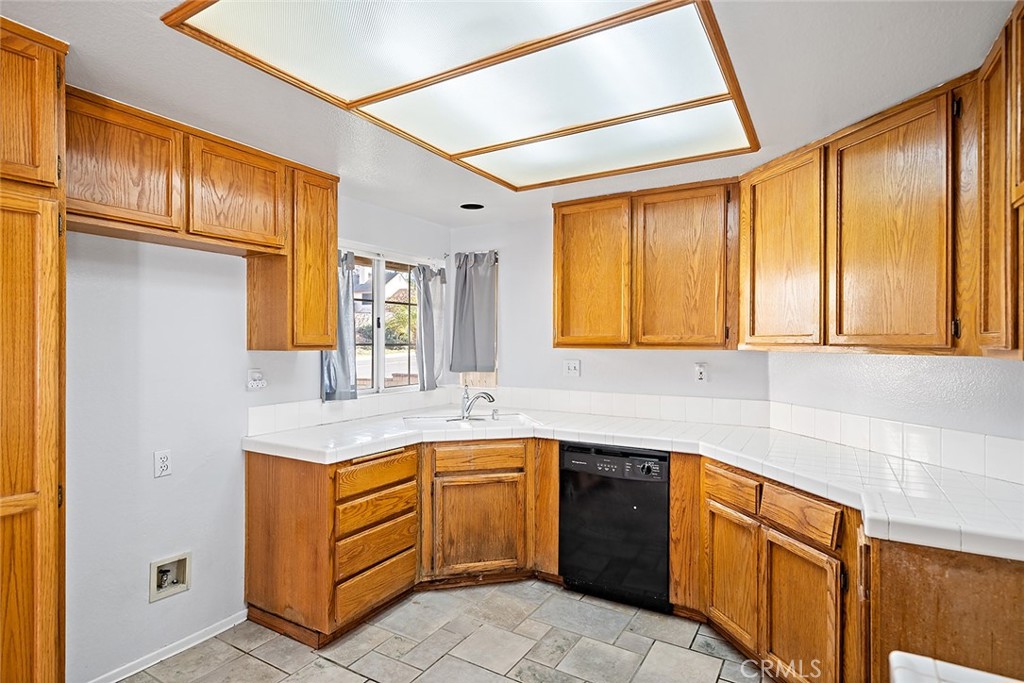 MLS #IV25270729 image #8