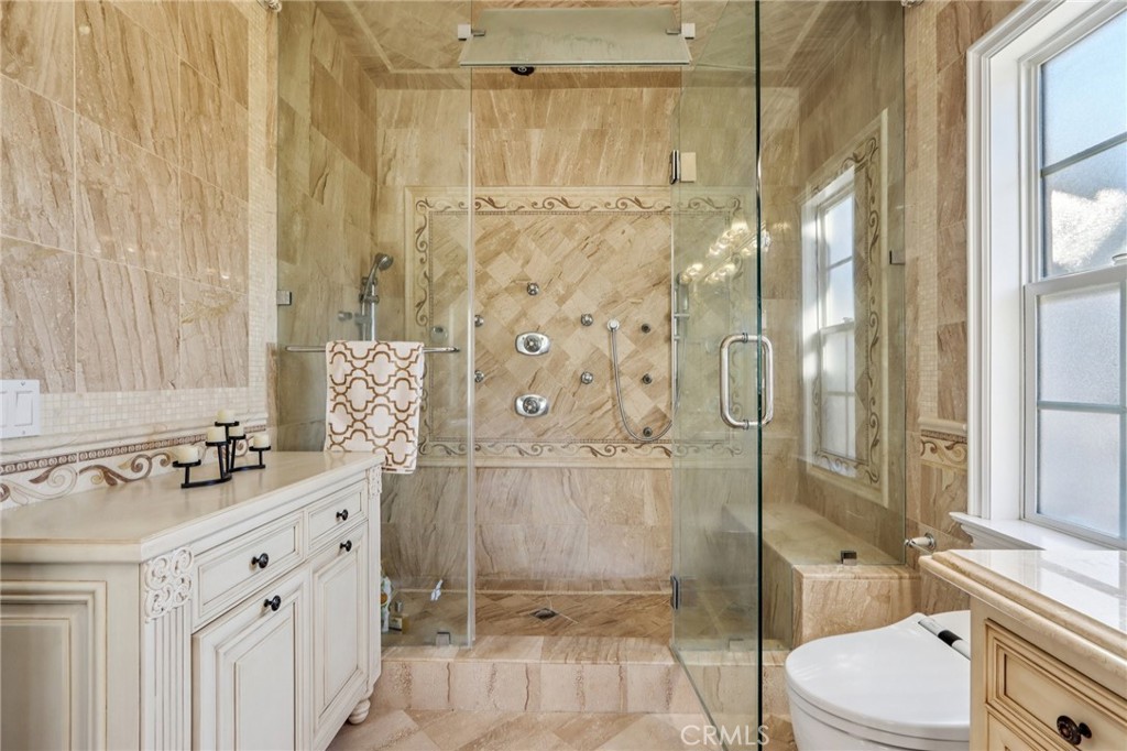 MLS #WS25261103 image #45