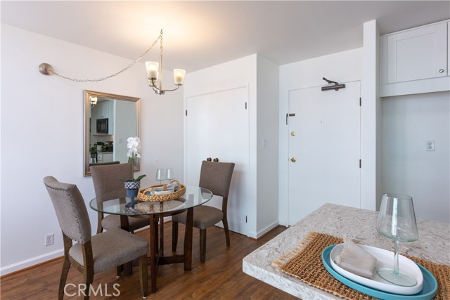 1750 E Ocean Boulevard, Long Beach CA: https://media.crmls.org/medias/c0241293-8caa-4264-96e8-330ade153e9d.jpg
