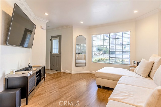 Detail Gallery Image 7 of 32 For 13750 Hubbard St #34,  Sylmar,  CA 91342 - 3 Beds | 2/1 Baths