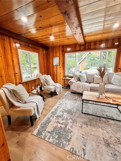 Detail Gallery Image 7 of 31 For 622 Heatherly, Crestline,  CA 92325 - 3 Beds | 2 Baths