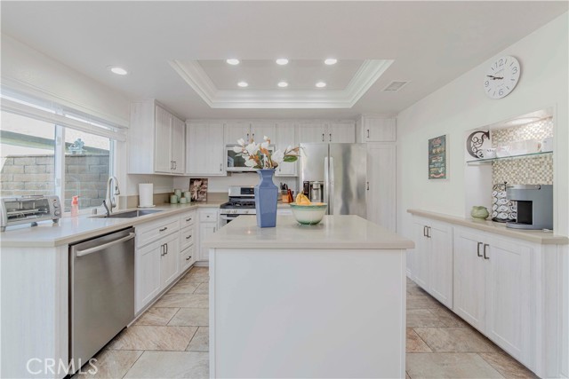 Detail Gallery Image 17 of 42 For 5526 Donner Ave, Buena Park,  CA 90621 - 3 Beds | 2/1 Baths