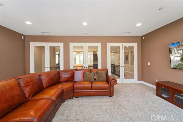 Detail Gallery Image 25 of 59 For 4061 Elderberry Cir, Corona,  CA 92882 - 4 Beds | 4/1 Baths