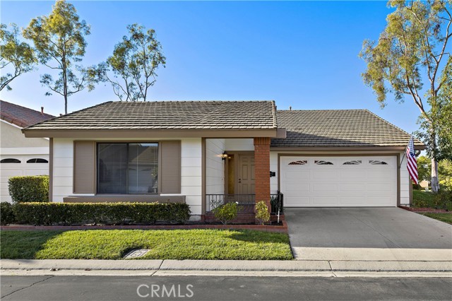 Front Image Thumbnail for CROC25276037