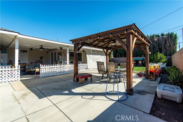 Detail Gallery Image 31 of 62 For 16040 Parthenia, North Hills,  CA 91343 - 2 Beds | 1/1 Baths