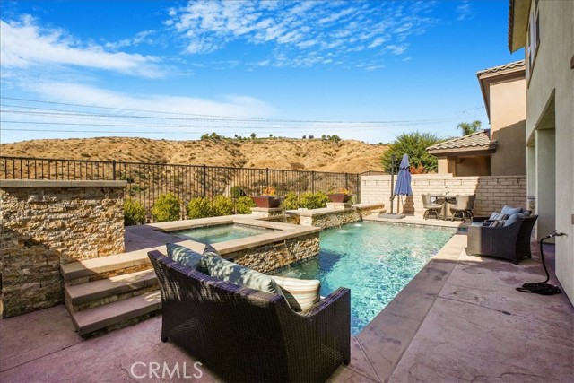 27323 Ardella Place, Saugus CA: https://media.crmls.org/medias/c02750fd-cde1-487f-b050-6f51d6424289.jpg