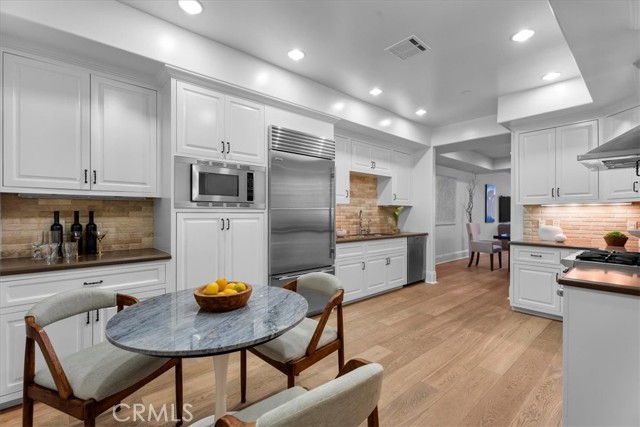 Breakfast Nook + Kitchen