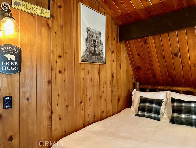 865 Bear Mountain, Big Bear City CA: https://media.crmls.org/medias/c02886c8-7cf5-424f-9588-c41262f48339.jpg