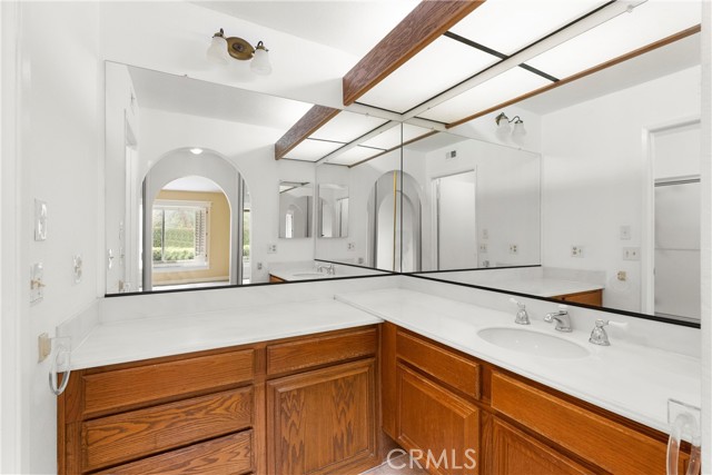 23582 Villena, Mission Viejo CA: https://media.crmls.org/medias/c029dca6-0007-4f7b-932a-c0c5c0f91ab6.jpg