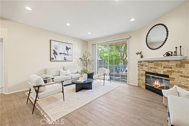 23839 Del Monte Drive, Valencia CA: https://media.crmls.org/medias/c02a5691-5cd9-44fb-baa9-f34933cbe000.jpg