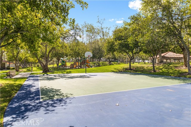 Image 55 of 74 For 31 Via Silla