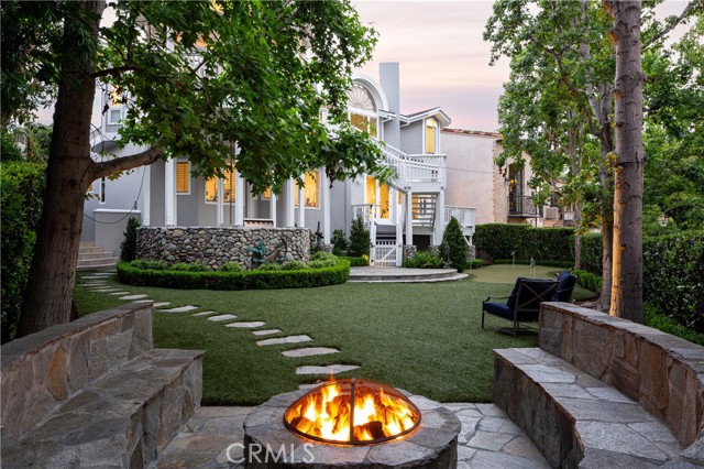 Detail Gallery Image 45 of 60 For 212 Kings Pl, Newport Beach,  CA 92663 - 4 Beds | 3/2 Baths