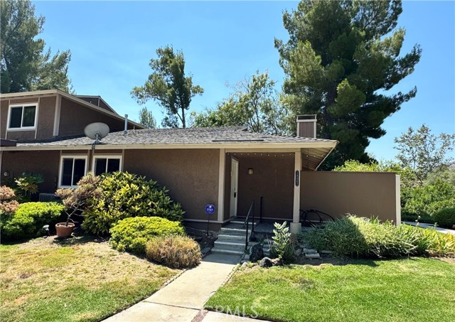 28862 Conejo View Drive, Agoura Hills CA: https://media.crmls.org/medias/c02a7906-c97d-43b3-9044-b4dcad14528a.jpg